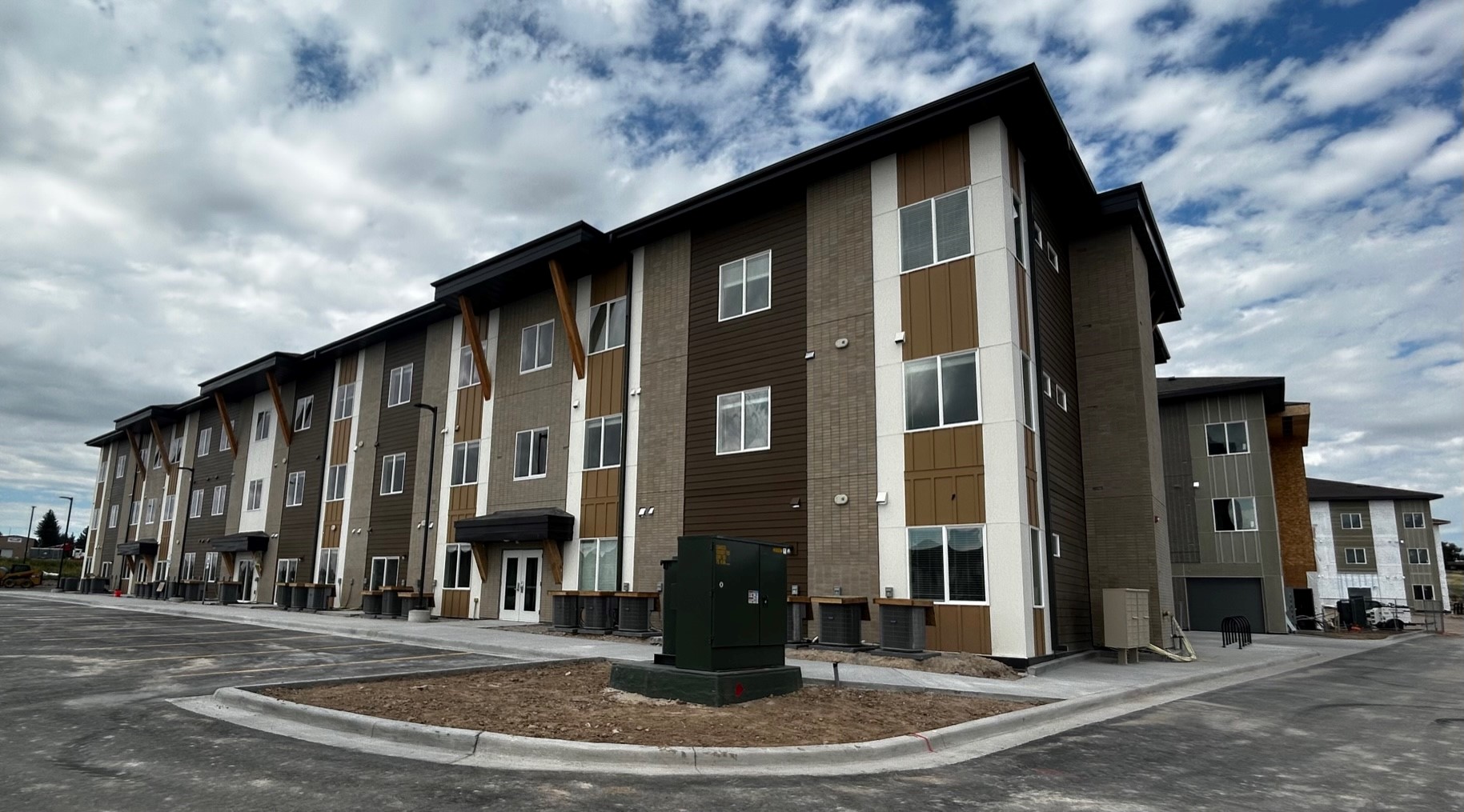 Saddle Ridge Apartments Crown Property Management